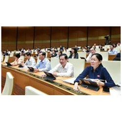 Chấm dứt tư cách thành viên hợp danh của công chứng viên khi nào?