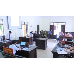 Trong vụ án dân sự có đưa công chứng viên vào tham gia tố tụng không?