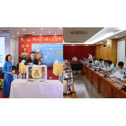 Thủ tục tổ chức Đoàn ra do Thứ trưởng, Phó Chủ nhiệm là Trưởng đoàn