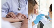 Chi phí khám sức khỏe định kỳ, điều trị bệnh nghề nghiệp do ai chi trả?