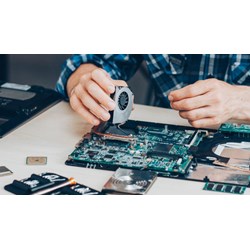 Cơ hội việc làm mang lại thu nhập cao cho người đam mê vật lý