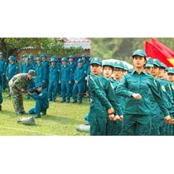 Có được sử dụng trang phục dân quân tự vệ khi không làm nhiệm vụ?