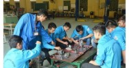 Có được thu phí học nghề với NLĐ không đủ điều kiện giao kết HĐLĐ