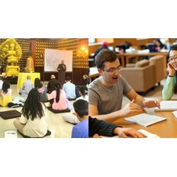 Hồ sơ đề nghị cho người nước ngoài theo học tại cơ sở đào tạo tôn giáo ở Việt Nam