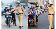 Hiệu lệnh dừng phương tiện khi kiểm soát tại một điểm trên đường?