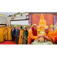 Sư trụ trì chùa có phải là chức việc của tổ chức tôn giáo không?
