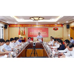 Cán bộ lãnh đạo bị xử lý kỷ luật khiển trách có được bổ nhiệm lại không?