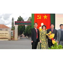Ủy ban nhân dân thành phố Đà Lạt do cơ quan có thẩm quyền nào bầu?