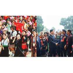 Tiếp tục phát huy truyền thống, sức mạnh đại đoàn kết toàn dân tộc