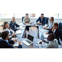 Có bắt buộc phải có thành viên độc lập trong HĐQT của công ty niêm yết không? Quy định cụ thể?