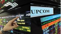 Đối tượng nào được đăng ký trên sàn giao dịch chứng khoán upcom?