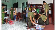 Khám xét nhà ở khi không có lệnh khám xét chịu trách nhiệm gì?