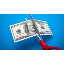 Cắt giảm tiền lương người lao động như thế nào cho đúng luật?