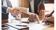 Có phải ký hợp đồng với người làm việc tại điểm Bưu điện - Văn hóa xã