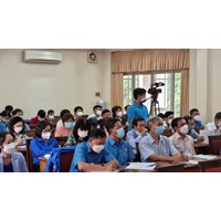 Chi trả lương cho cán bộ công đoàn chuyên trách doanh nghiệp đi học