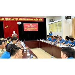 Cơ cấu Hội đồng thi đua khen thưởng Tổng Liên đoàn gồm có ai?