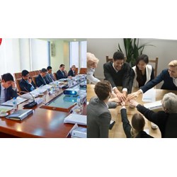 Mỗi năm Hội đồng thành viên công ty TNHH họp ít nhất bao nhiêu lần?