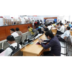 Nghiêm túc xin lỗi người dân khi chậm giải quyết các thủ tục hành chính