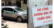 Dừng xe trước nhà người khác mà không xin phép chủ nhà có bị xử phạt?