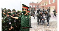 Chiến sĩ thực hiện nhiệm vụ bảo vệ tiếp cận Ủy viên Bộ Chính trị?