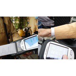 Có được tự mua máy đo nồng độ cồn để đối chứng với kết quả của CSGT không