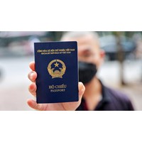 Sử dụng 2 hộ chiếu nhập cảnh Việt Nam có cần visa hay không?