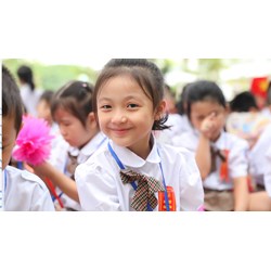 Chính tả lớp 4: Nghe - viết: Chiếc áo búp bê sgk Tiếng Việt 4 (tập 1)