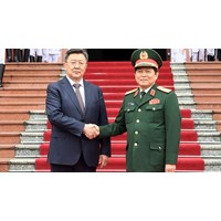 Mức lương của Bộ trưởng Bộ Quốc phòng là bao nhiêu?
