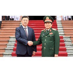Mức lương của Bộ trưởng Bộ Quốc phòng là bao nhiêu?