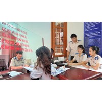 Chấp hành viên có thu phí thi hành án dân sự hay không?