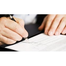 Người đại diện ký hợp đồng có giá trị nhỏ hơn 35% tổng giá trị tài sản thì phải được HĐQT chấp thuận không?