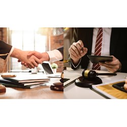 Có bao nhiêu hình thức nộp bộ hồ sơ đề nghị bổ nhiệm thừa phát lại?