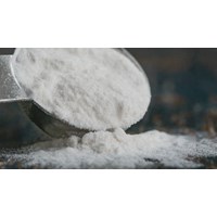 Doanh nghiệp nhập khẩu hóa chất bột nhôm để sản xuất có phải khai báo?