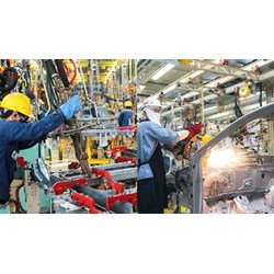 Đâu không phải là ngành công nghiệp trọng điểm của nước ta?