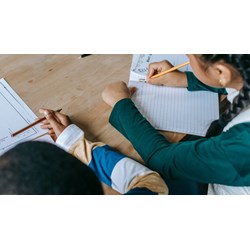 Chương trình giáo dục môn Khoa học tự nhiên cấp Trung học cơ sở?