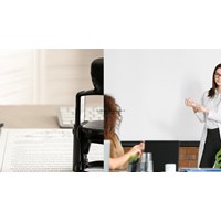 Có miễn nhiệm công chứng viên thường xuyên đi giảng dạy tại các trường đại học?