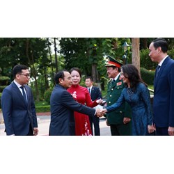 Phó Chủ tịch nước có thư ký riêng không? Nếu có thì tối đa mấy người?