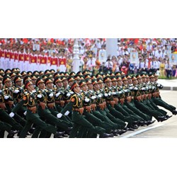 Lương Sĩ quan Quân đội từ 01/7/2024 không thấp hơn lương hiện hưởng?