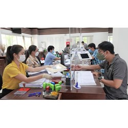 Hội đồng sát hạch khi tiếp nhận vào làm viên chức bao gồm những ai?