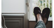 Có được dồn ngày nghỉ hàng tuần để NLĐ nghỉ liên tục 4 ngày trong một tháng không?