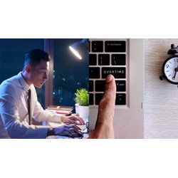Tại sao làm việc ngày lễ lại được hưởng 400% lương làm thêm giờ?