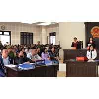 Trong vụ án dân sự nếu nguyên đơn chết thì vụ án có bị đình chỉ?