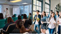 Sinh viên phải học tối thiểu bao nhiêu tín chỉ trong mỗi học kỳ?