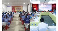 Quy định Cán bộ công đoàn được bảo đảm những quyền lợi gì?