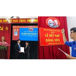 Đảng viên đã ra khỏi Đảng thì có thể được kết nạp lại không?
