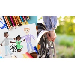 Người khuyết tật có được miễn thi tốt nghiệp THPT hay không?
