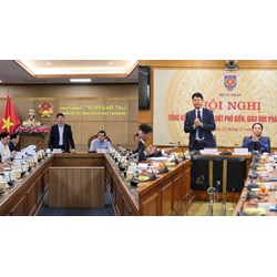 Ai phân bổ biên chế công chức của Cục Phổ biến giáo dục pháp luật?