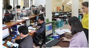 Cơ quan nào quyết định việc xét tặng danh hiệu với viên chức biệt phái?