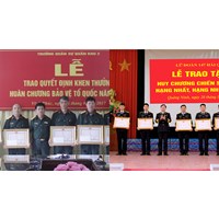 Điều kiện để được tặng 'Huy chương chiến sĩ vẻ vang' như thế nào?