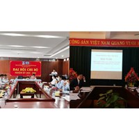 Chi bộ phải thực hiện bao nhiêu báo cáo định kỳ trong năm?